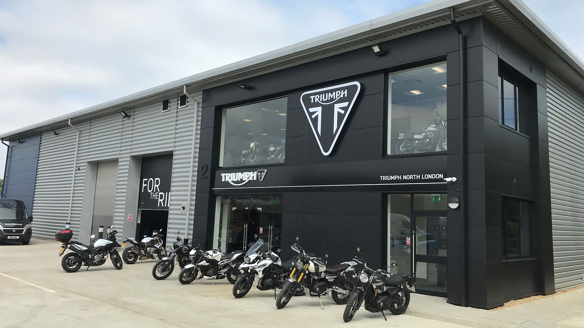 Triumph dealer hot sale